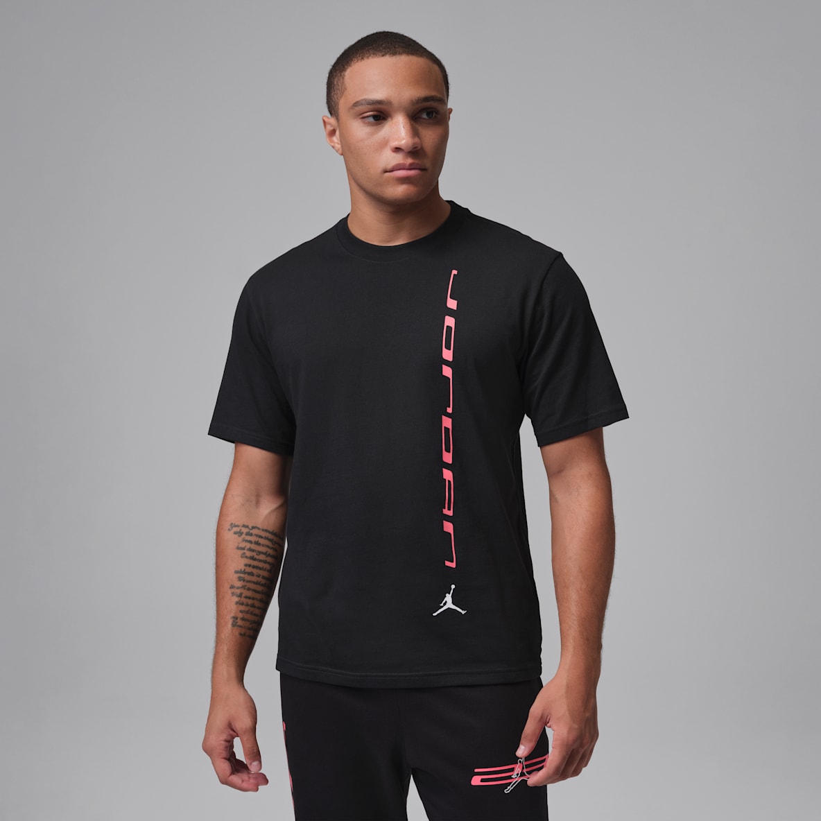 NIKE公式】 メンズ ジョーダン グラフィックTシャツ【ナイキ公式通販】